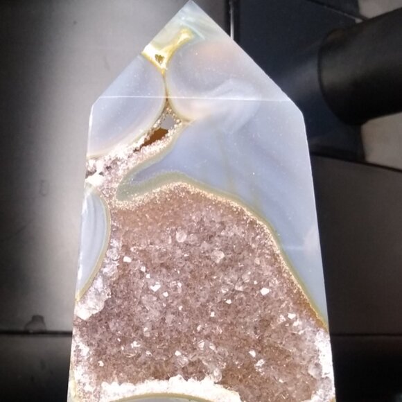 Druzy Agate Crystal 5.5in. - Picture 4 of 4